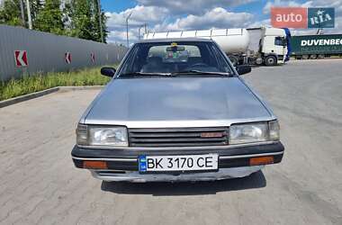 Хетчбек Mazda 323 1987 в 