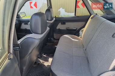 Хетчбек Mazda 323 1987 в 