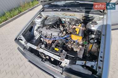 Хетчбек Mazda 323 1987 в 