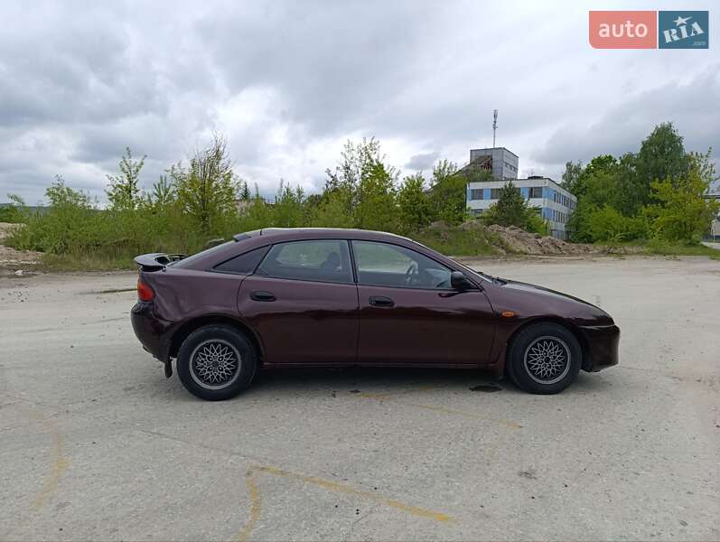 Хэтчбек Mazda 323 1997 в Нетешине