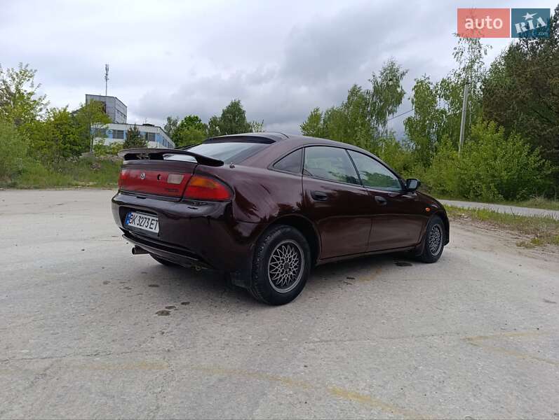 Хэтчбек Mazda 323 1997 в Нетешине