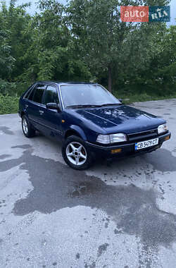 Хэтчбек Mazda 323 1988 в Чернигове