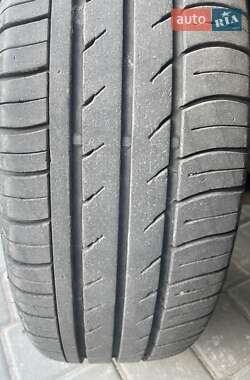Седан Mazda 323 1995 в 
