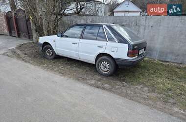 Хетчбек Mazda 323 1987 в Чернігові
