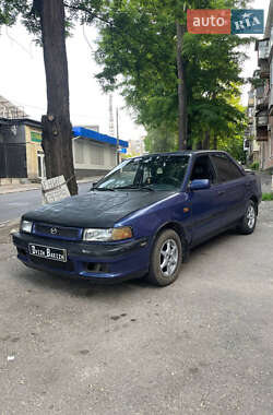 Седан Mazda 323 1990 в Дніпрі
