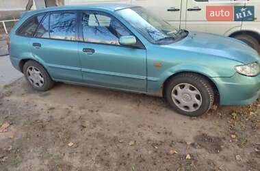 Хэтчбек Mazda 323 2002 в 