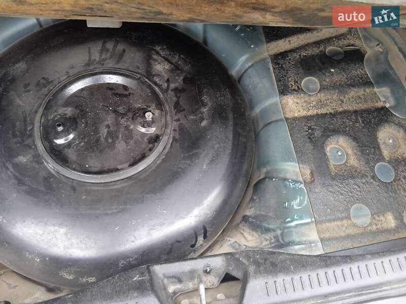 Седан Mazda 323 1998 в Подольске фото 8 Седан Mazda 323 1998 в Подольске