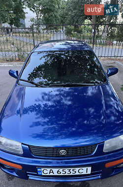 Седан Mazda 323 1997 в 