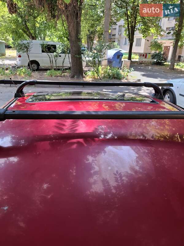 Седан Mazda 323 1996 в Одессе