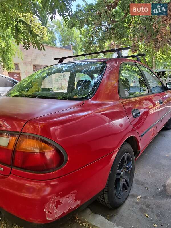 Седан Mazda 323 1996 в Одессе