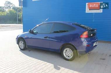 Хэтчбек Mazda 323 1995 в 