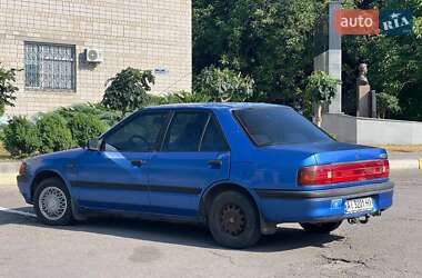 Седан Mazda 323 1991 в 