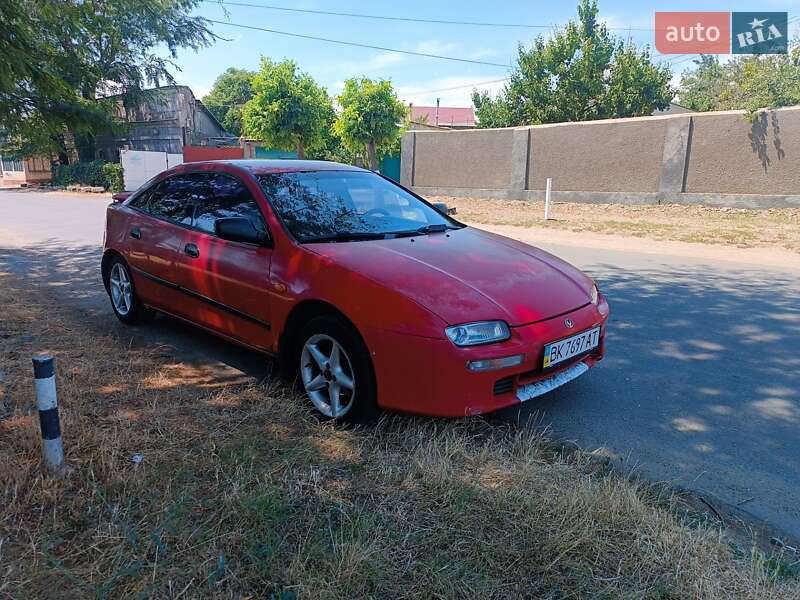 Mazda 323 1996