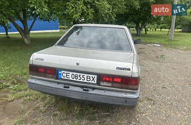 Седан Mazda 323 1989 в 