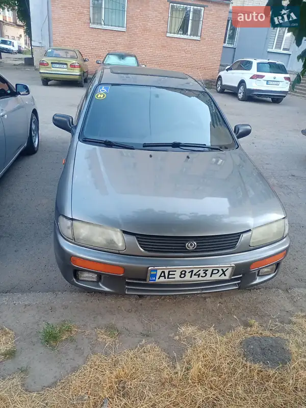 Mazda 323 1995