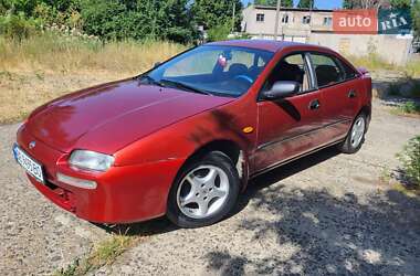 Седан Mazda 323 1996 в Подольске