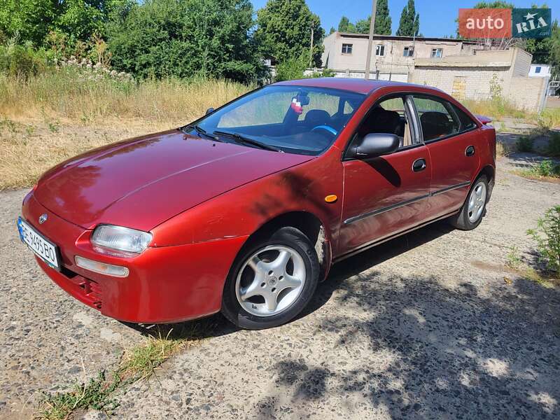 Mazda 323 1996