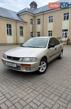Седан Mazda 323 1996 в Львове