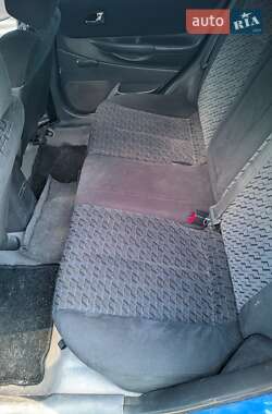 Хэтчбек Mazda 323 2001 в Киеве