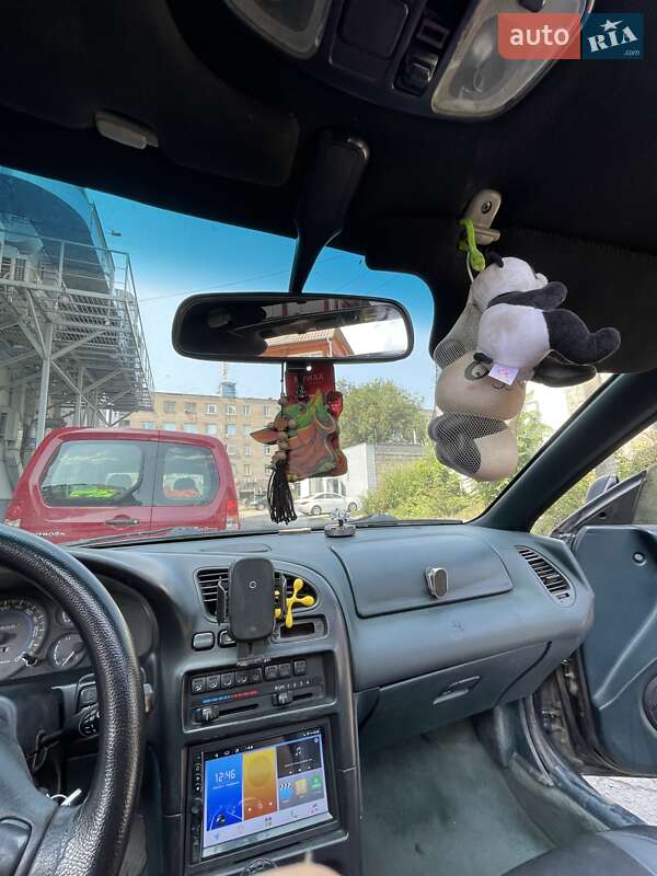 Седан Mazda 323 1995 в Каменском