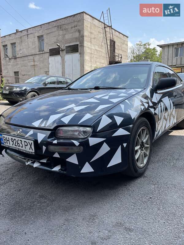 Седан Mazda 323 1995 в Каменском