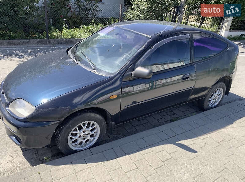 Хэтчбек Mazda 323 1995 в Львове