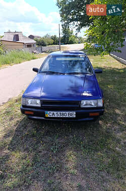 Хэтчбек Mazda 323 1987 в 