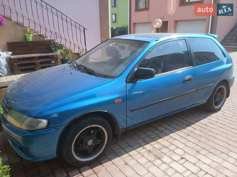 Хэтчбек Mazda 323 1997 в Виннице