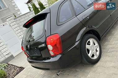 Хэтчбек Mazda 323 2003 в 