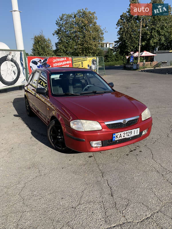 Хетчбек Mazda 323 1999 в Києві