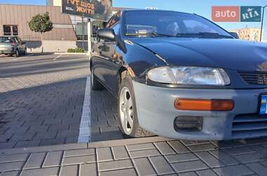 Седан Mazda 323 1998 в 