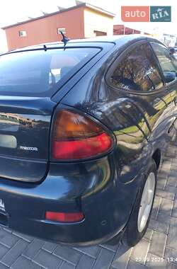 Хэтчбек Mazda 323 1996 в 
