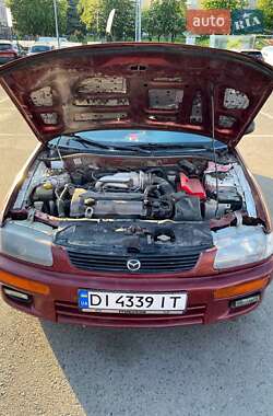 Седан Mazda 323 1996 в 