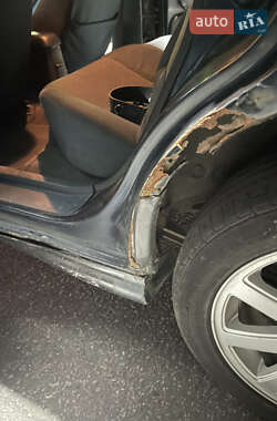 Хэтчбек Mazda 323 1995 в 