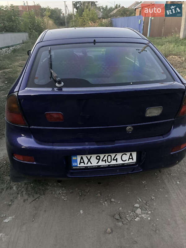 Хэтчбек Mazda 323 1995 в Ужгороде