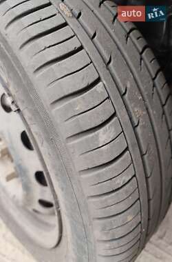 Седан Mazda 323 1998 в Змиеве