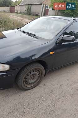 Седан Mazda 323 1998 в Змиеве