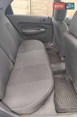 Седан Mazda 323 1998 в Змиеве