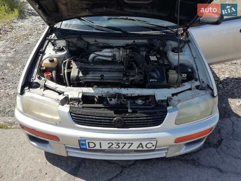 Седан Mazda 323 1996 в Ровно фото 6 Седан Mazda 323 1996 в Ровно