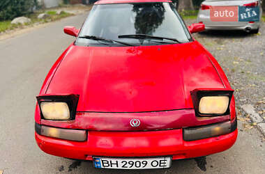 Хетчбек Mazda 323 1990 в  фото 3 Хетчбек Mazda 323 1990 в
