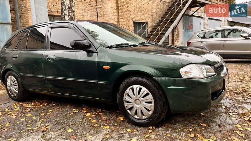 Хетчбек Mazda 323 1999 в Києві фото 3 Хетчбек Mazda 323 1999 в Києві