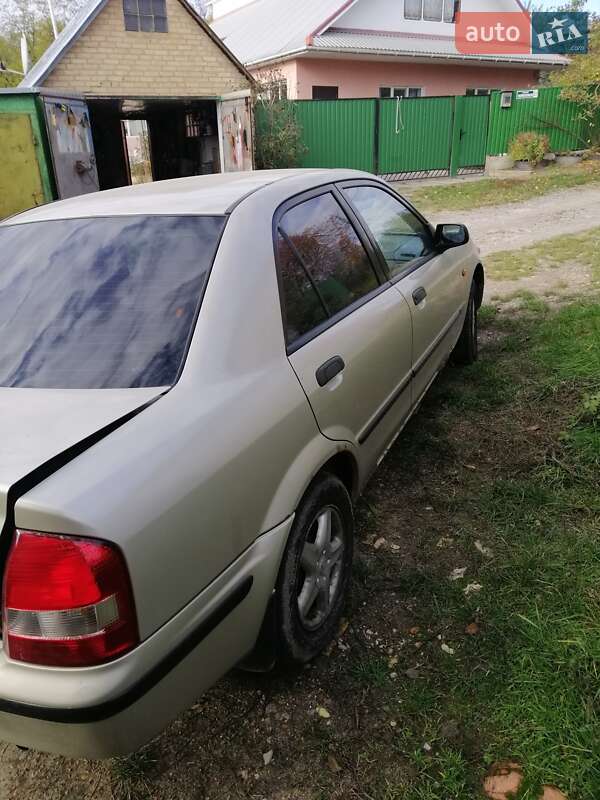 Mazda 323 1999 Mazda 323 1999