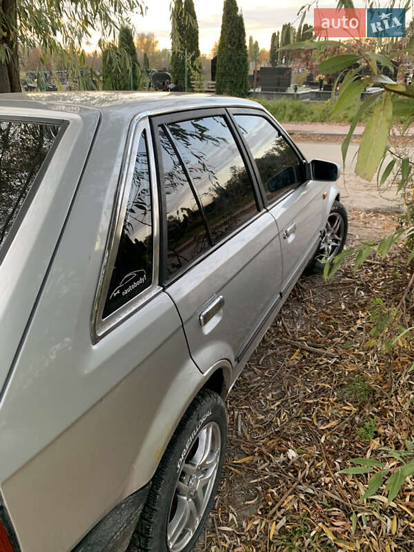 Хэтчбек Mazda 323 1989 в Тернополе