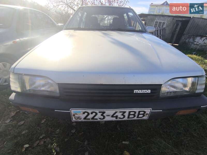 Mazda 323 1989
