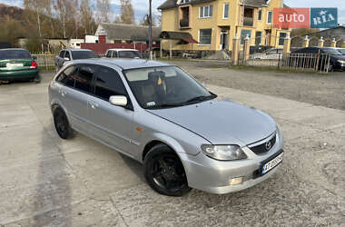 Хетчбек Mazda 323 2002 в Солотвині