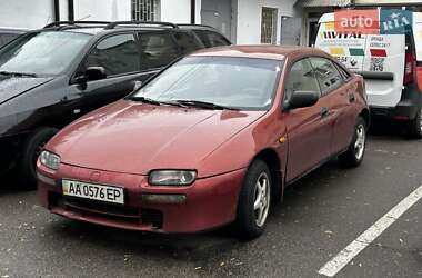 Хэтчбек Mazda 323 1994 в Киеве