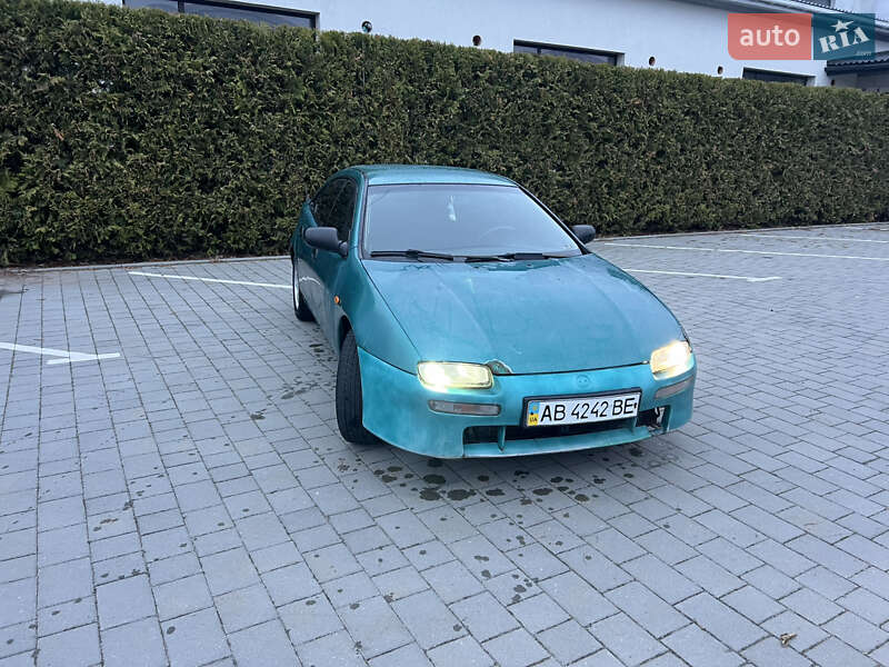 Хетчбек Mazda 323 1996 в Вінниці