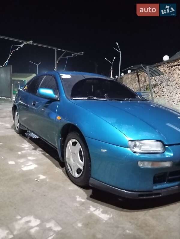 Хэтчбек Mazda 323 1995 в Ивано-Франковске