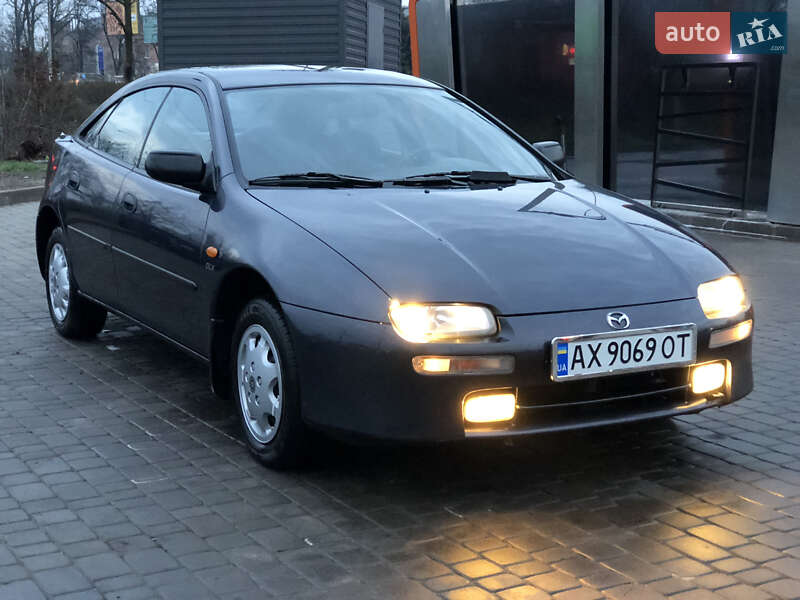 Хетчбек Mazda 323 1998 в Харкові