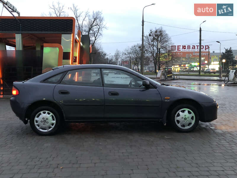 Хетчбек Mazda 323 1998 в Харкові
